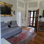 Valerius Apartment *